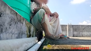 Homemade outdoor sex with a mature wife