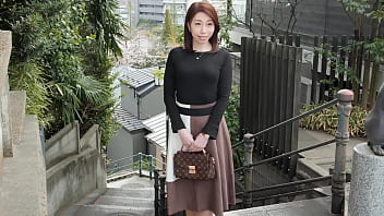 Miharu Hisamatsu第一次拍摄她已婚的妻子